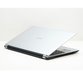Intel i5-3317U - 8GB - 500GB - GT 620M - 15,6" - Windows 10 - Grado A