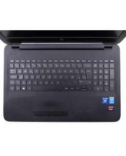 Portátil de segunda mano | HP 250 G4 - i3-5005U - 4GB - 1TB - R5-M330 - 15,6" | recompra.shop