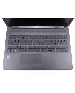 Portátil de segunda mano | HP 250 G7 - i3-1005G1 - 8GB - 256GB SSD - 15,6" | recompra.shop
