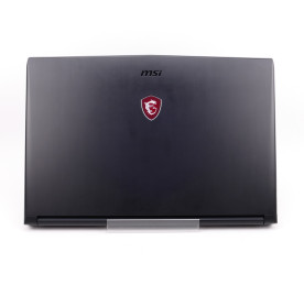 Portátil de segunda mano | MSI GV72 8RD - i7-8750H - 8GB - 256GB + 1TB - GTX 1050 Ti - 17,3" | recompra.shop