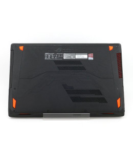Portátil de segunda mano | Asus ROG GL553VD - i7-7700HQ - 16GB - 1TB + 256GB SSD - GTX 1050 - 15,6" | recompra.shop
