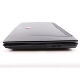 Portátil de segunda mano | MSI GT72VR 7RE - i7-7700HQ - 16GB - 256GB + 1TB - GTX 1070 - 17,3" | recompra.shop