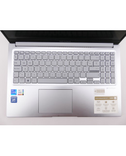 Portátil de segunda mano | Asus VivoBook F1504VA - i7-1355U - 16GB - 1TB SSD - 15,6" | recompra.shop