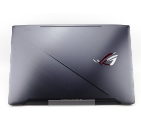 Portátil de segunda mano | Asus ROG Strix Scar GL703GM - i7-8750H - 32GB - 256GB + 1TB - GTX 1060 - 17,3" | recompra.shop